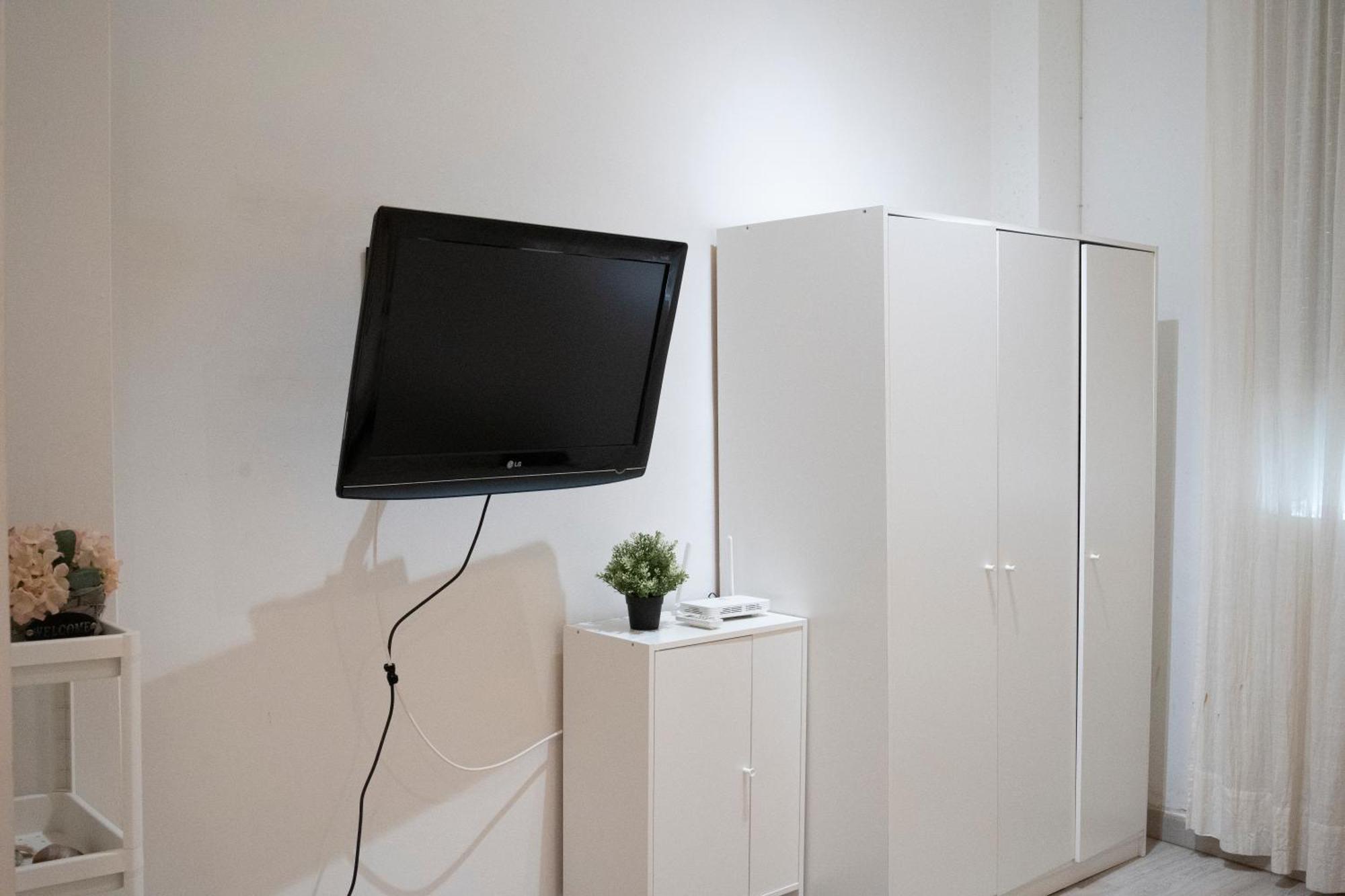 Estupendo Estudio Al Lado De Plaza La Merced Appartement